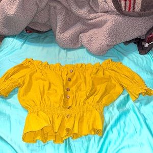 Hyfve crop top size small